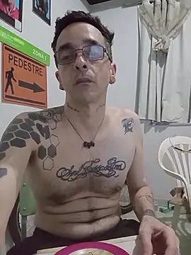 dinho carioca online show from 11/30/25, 03:18