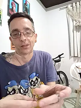 dinho carioca online show from 10/23/25, 07:23