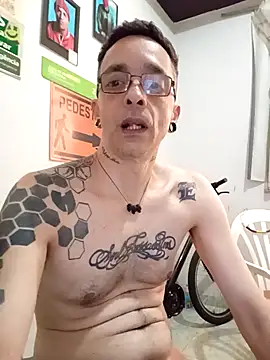 dinho carioca online show from 10/16/25, 02:03