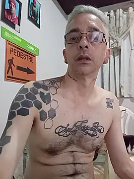 dinho carioca online show from 01/11/26, 01:40