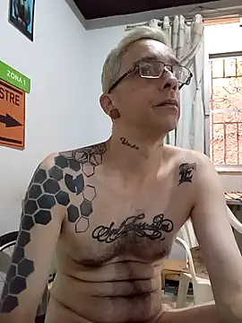 dinho carioca online show from 01/16/26, 01:37