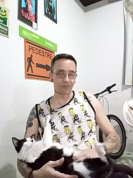 dinho carioca online show from 10/05/25, 04:53