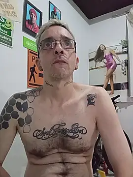 dinho carioca online show from 02/05/26, 04:30