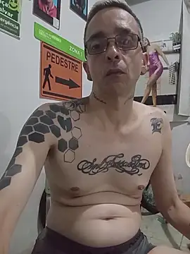 dinho carioca online show from 02/22/26, 04:15