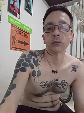 dinho carioca online show from 12/03/25, 03:33