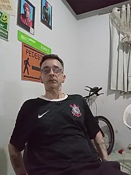 dinho carioca online show from 11/16/25, 05:23