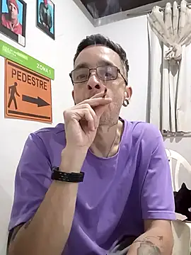 dinho carioca online show from 10/19/25, 02:20