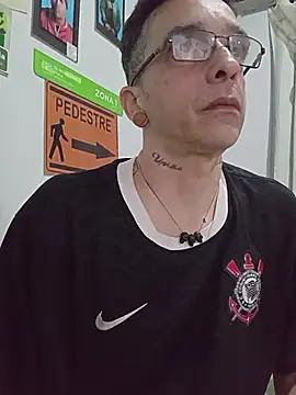 dinho carioca online show from 11/19/25, 08:03