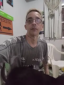 dinho carioca online show from 04/12/26, 09:34