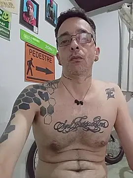 dinho carioca online show from 11/16/25, 05:28