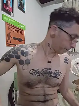 dinho carioca online show from 12/14/25, 12:44