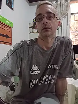 dinho carioca online show from 03/21/26, 01:04