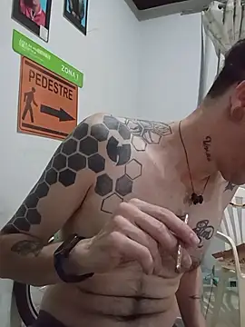 dinho carioca online show from 12/02/25, 02:08