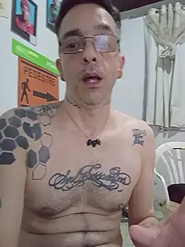 dinho carioca online show from 11/15/25, 05:17