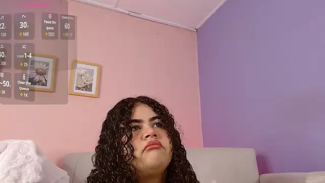 lourdes moon22 online show from 10/21/25, 01:10