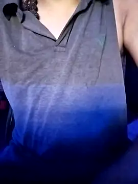 Snapshot of HIIMSINGLEBOY chatting on 10/06/25, 07:03 HIIMSINGLEBOY online show from 10/06/25, 07:03