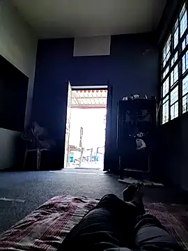 Snapshot of HIIMSINGLEBOY chatting on 10/29/25, 06:34 HIIMSINGLEBOY online show from 10/29/25, 06:34