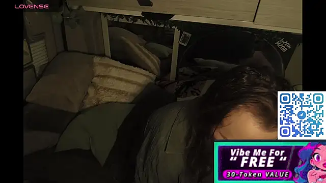 JuliCarl online show from 02/13/26, 09:20