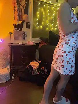 d3luluxx online show from 11/15/25, 07:45