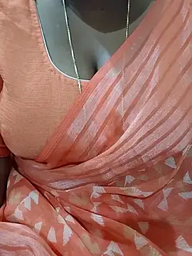 Silk Smitha 27 online show from 11/03/25, 02:42