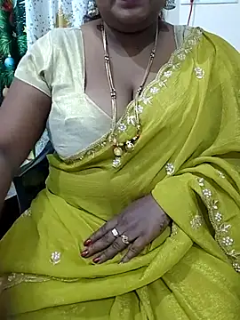 Silk Smitha 27 online show from 12/19/25, 04:31