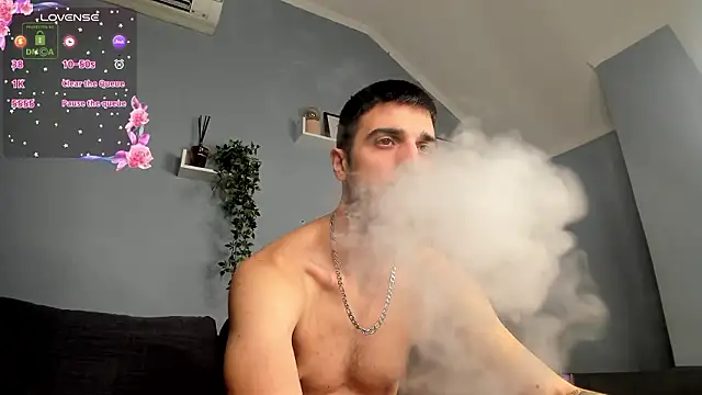 Zeyn Edwards online show from 02/03/26, 12:21