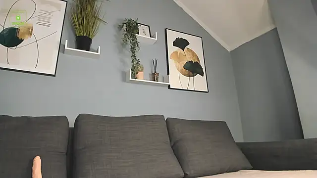 Zeyn Edwards online show from 10/16/25, 11:18
