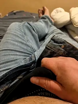 Normalludo0202 online show from 11/27/25, 04:07