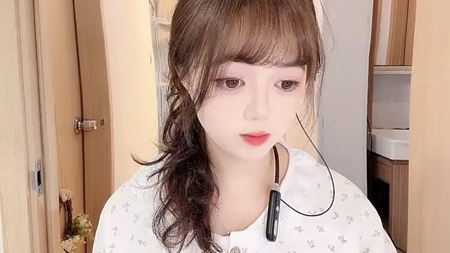 DDDDDoremi online show from 10/30/25, 01:48