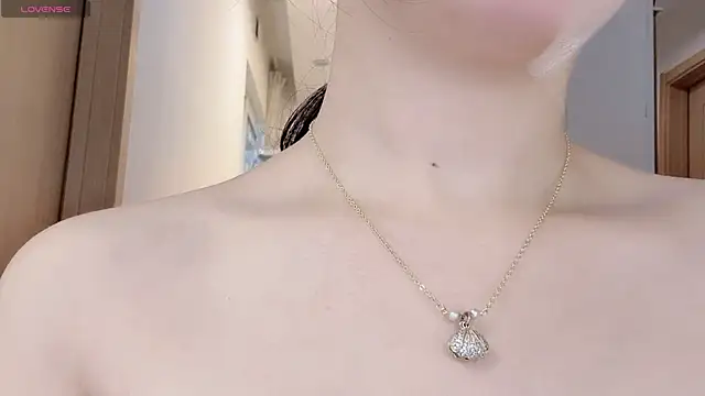 DDDDDoremi online show from 10/28/25, 02:56