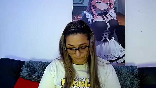 LAHILA COOPERR online show from 12/05/25, 12:15