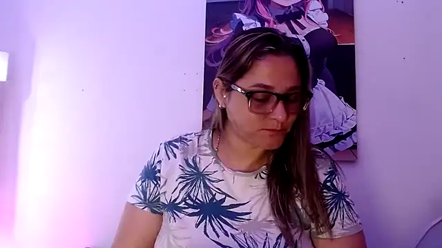 LAHILA COOPERR online show from 11/19/25, 12:27