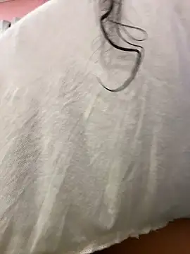 Lindarossyta online show from 10/31/25, 06:04