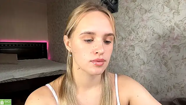 ElisabetLorney online show from 10/30/25, 07:50