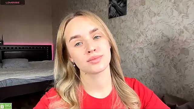 ElisabetLorney online show from 11/06/25, 08:07