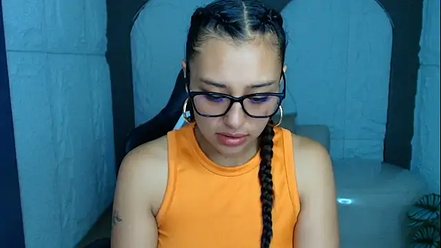 Miah Jones r  online show from 09/11/25, 12:38