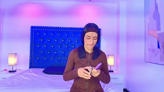 Damian and roxanne online show from 03/09/26, 12:41