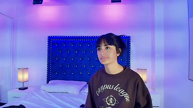 Damian and roxanne online show from 02/18/26, 12:34