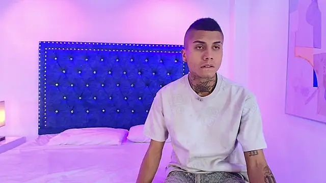 Damian and roxanne online show from 12/18/25, 12:31