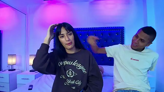 Damian and roxanne online show from 03/21/26, 12:42