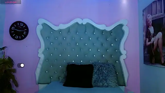 Honey Moontsts online show from 03/07/26, 12:32