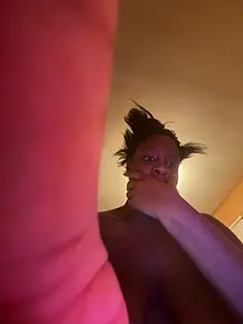 Snapshot of saltlightEmber chatting on 02/24/26, 06:47 saltlightEmber online show from 02/24/26, 06:47