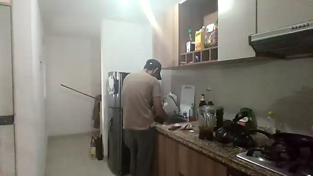 Snapshot of Alejandro92_cali chatting on 01/31/26, 07:12 Alejandro92 cali online show from 01/31/26, 07:12