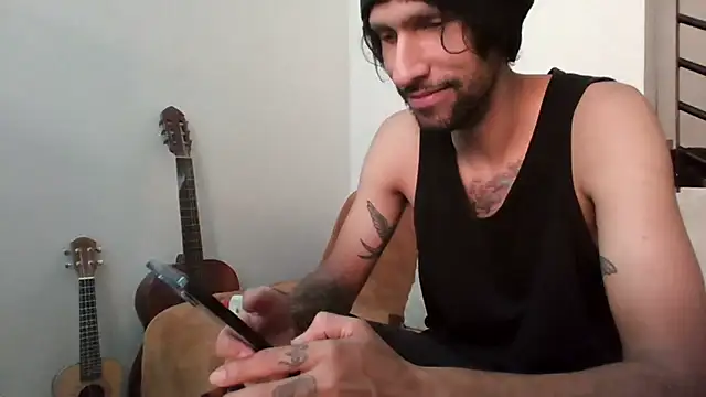 Alejandro92 cali online show from 06/18/26, 04:01