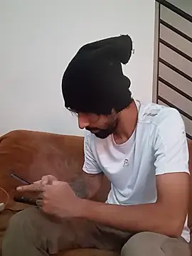 Snapshot of Alejandro92_cali chatting on 05/31/26, 03:07 Alejandro92 cali online show from 05/31/26, 03:07