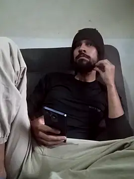 Alejandro92 cali online show from 11/08/25, 10:13