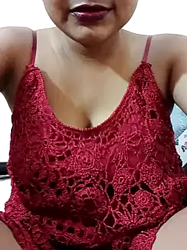 Snapshot of Kriti_Sanon_ chatting on 09/08/25, 03:33 Kriti Sanon online show from 09/08/25, 03:33