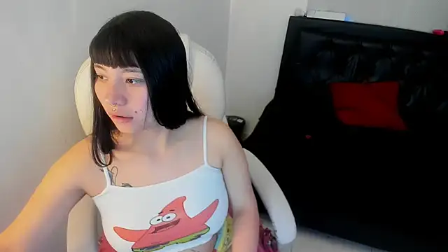 Zulema R1 online show from 11/28/25, 02:56