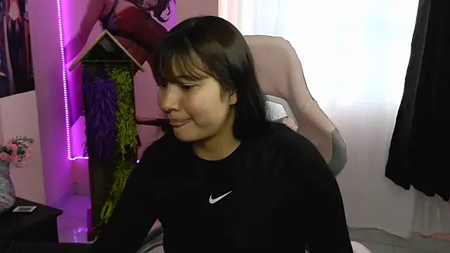 Zulema R1 online show from 04/29/26, 09:32