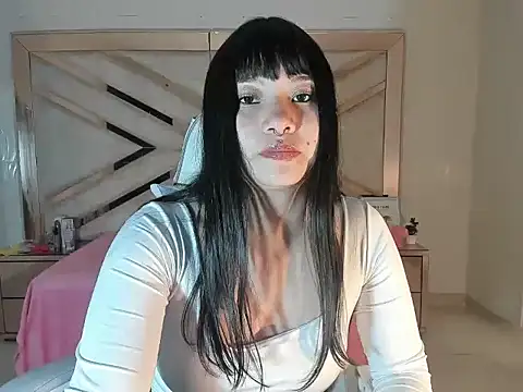 Zulema R1 online show from 09/08/25, 02:49